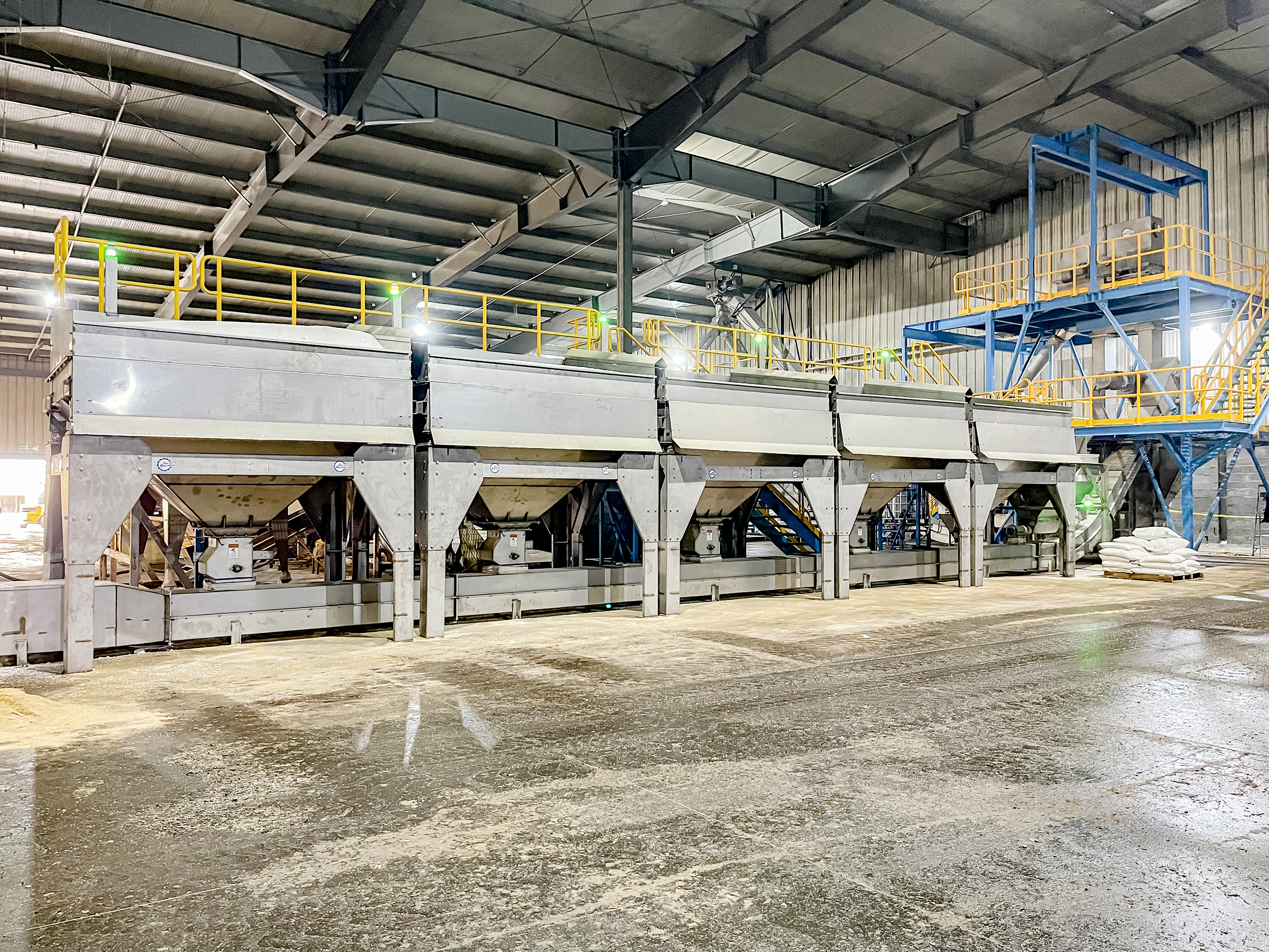 Sackett Waconia apuesta fuerte en hispanoamérica con tecnología avanzada para mezcla de fertilizantes